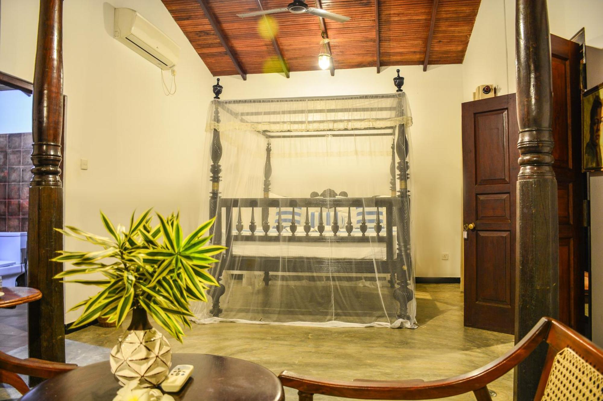 Araliya Gardens Hotel ヒッカドゥワ エクステリア 写真