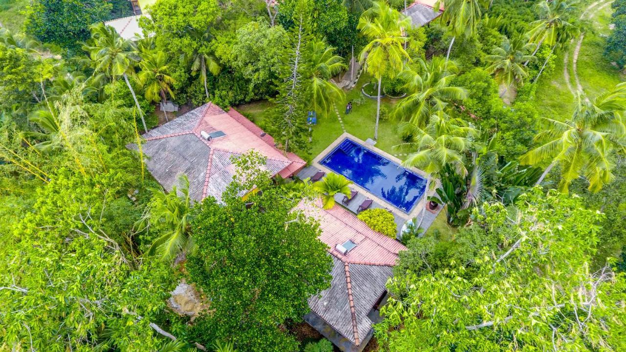 Araliya Gardens Hotel ヒッカドゥワ エクステリア 写真