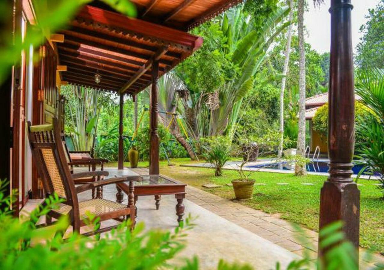 Araliya Gardens Hotel ヒッカドゥワ エクステリア 写真