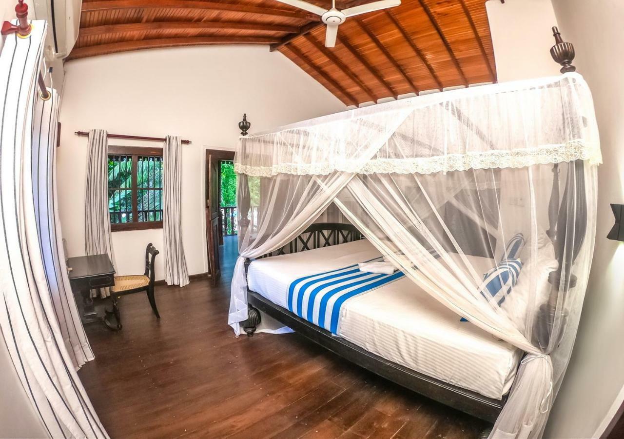 Araliya Gardens Hotel ヒッカドゥワ エクステリア 写真