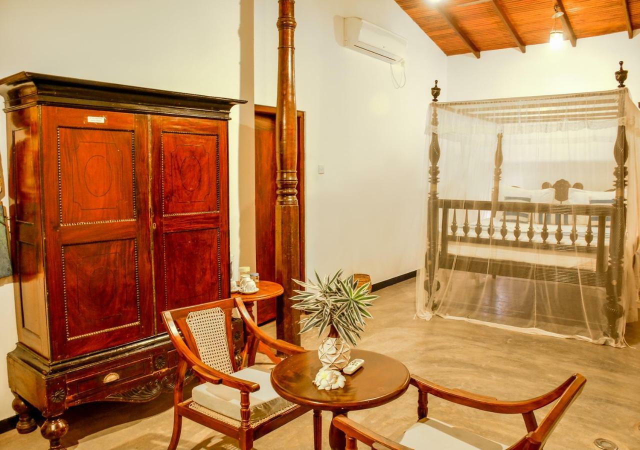 Araliya Gardens Hotel ヒッカドゥワ エクステリア 写真