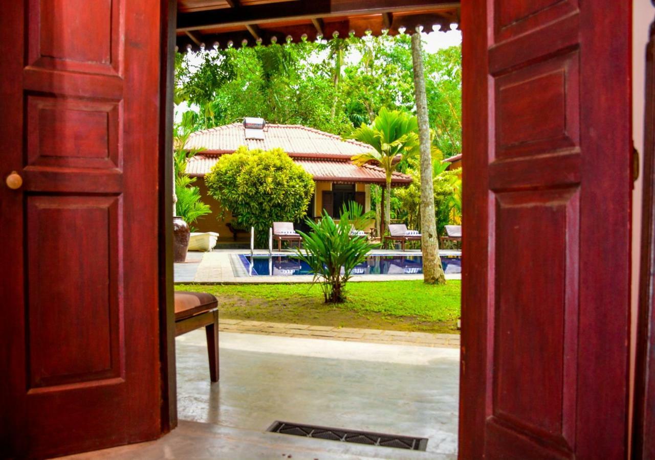 Araliya Gardens Hotel ヒッカドゥワ エクステリア 写真