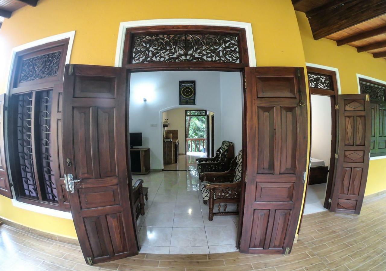 Araliya Gardens Hotel ヒッカドゥワ エクステリア 写真